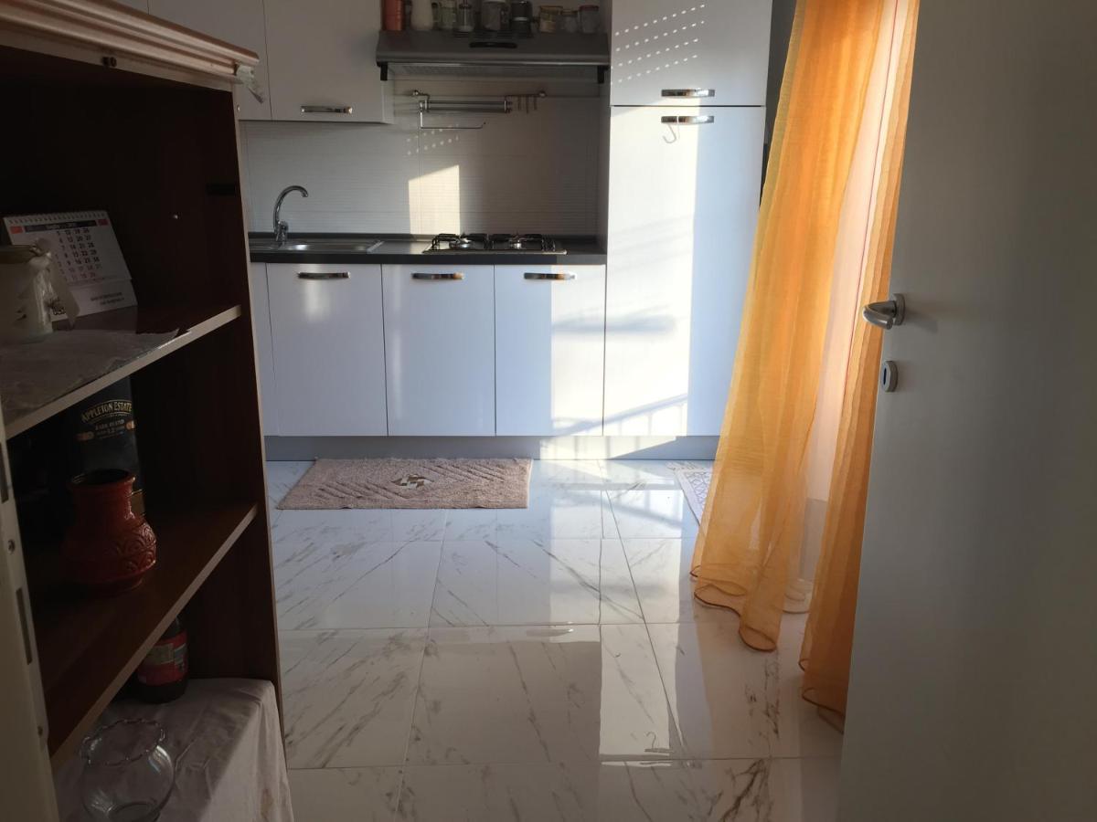 Stop&Go, Camere Condivise Udine Exterior photo